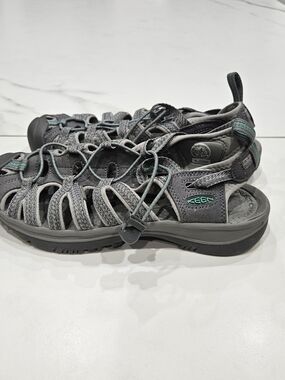 KEEN Whispers Hiking Grey Outdoor Sandals